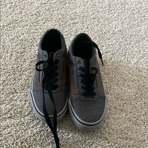 NEVER WORN Vans Gray and Brown Sneakers Classic Skate Style